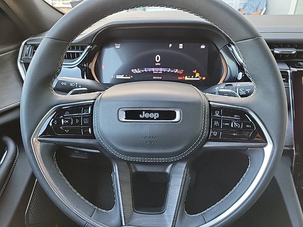 Thumbnail: 2023 Jeep Grand Cherokee - 26