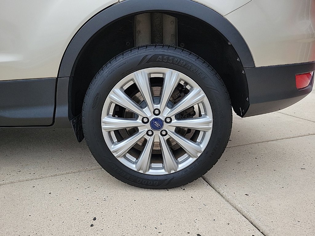 Thumbnail: 2017 Ford Escape - 7