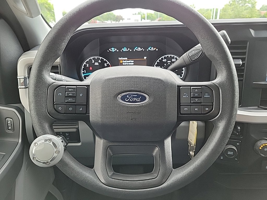 Thumbnail: 2023 Ford F-250 - 8