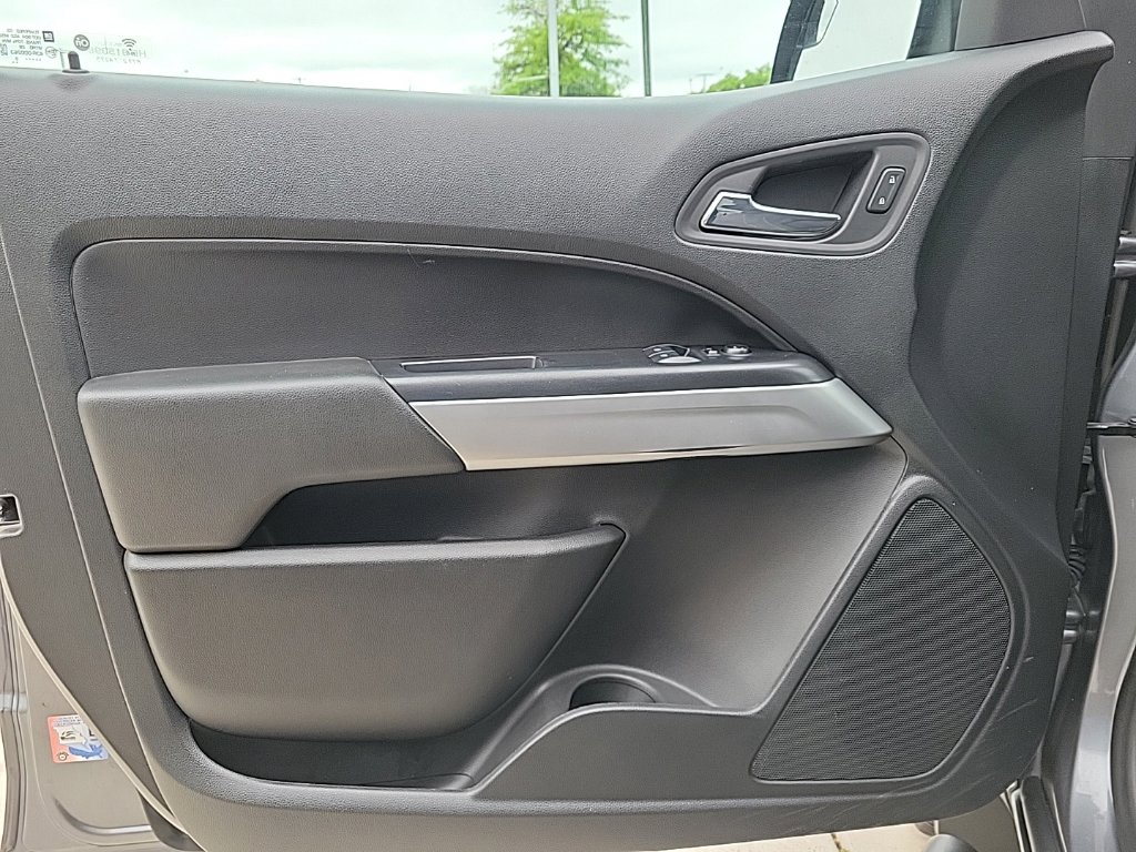 Thumbnail: 2020 Chevrolet Colorado - 26