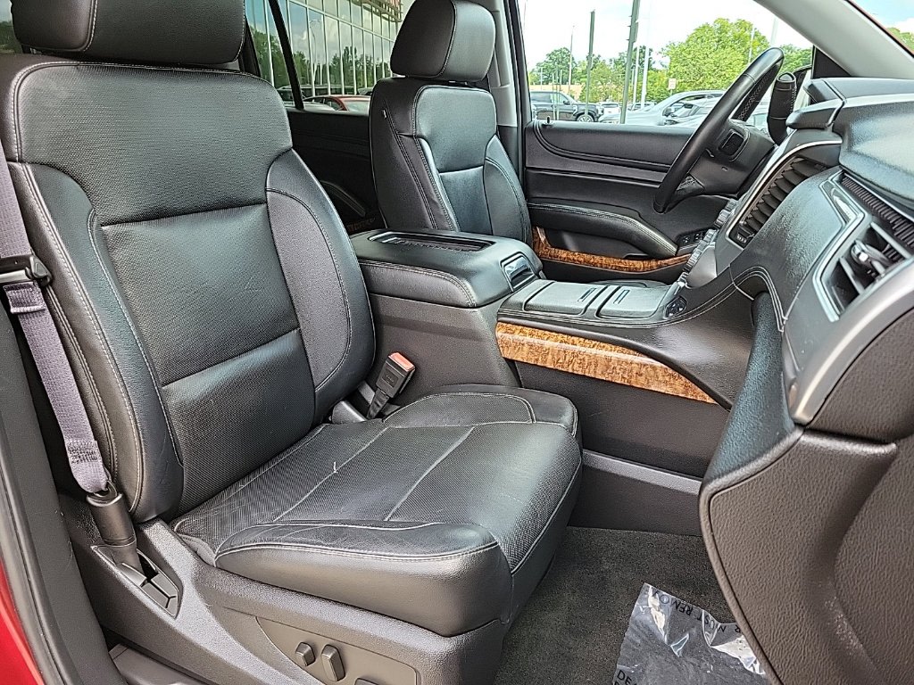 Thumbnail: 2016 Chevrolet Suburban - 23