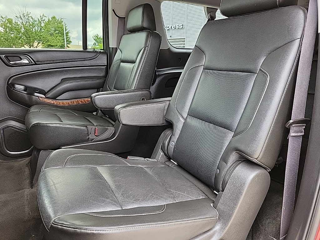 Thumbnail: 2016 Chevrolet Suburban - 11