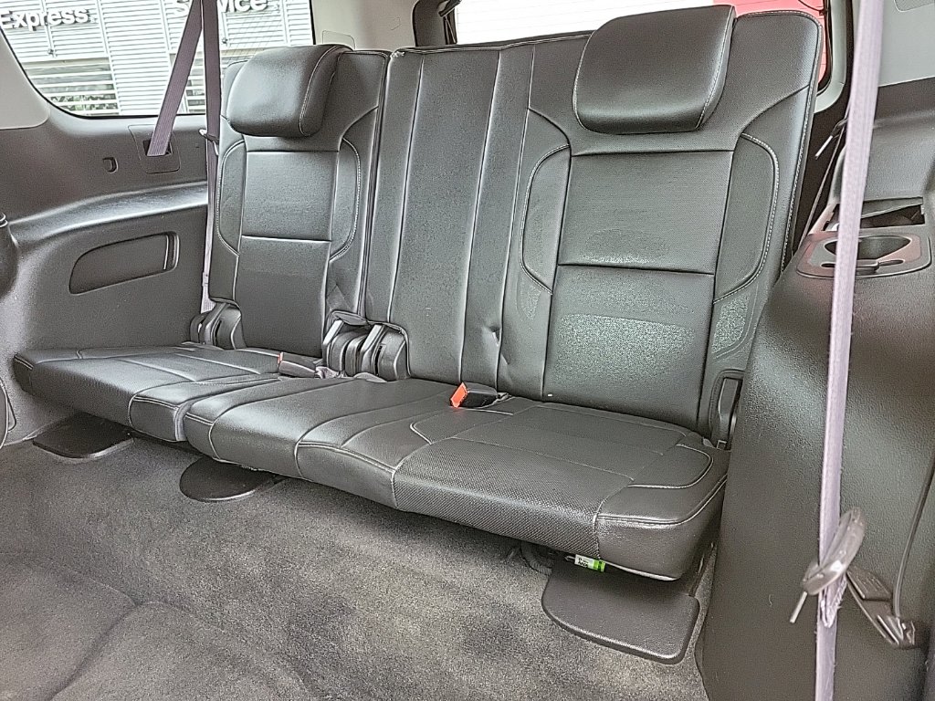 Thumbnail: 2016 Chevrolet Suburban - 12