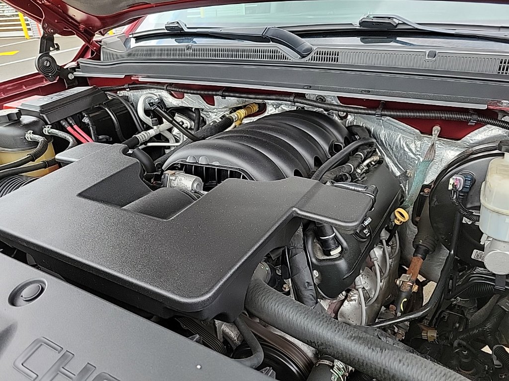 Thumbnail: 2016 Chevrolet Suburban - 8