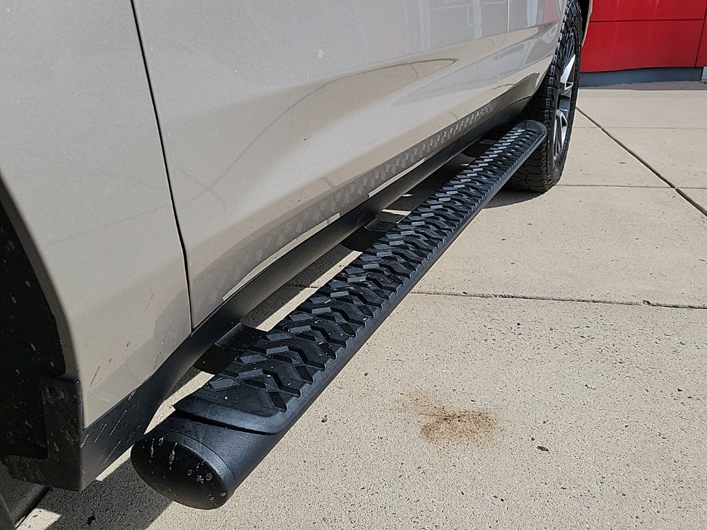 Thumbnail: 2021 Chevrolet Tahoe - 20