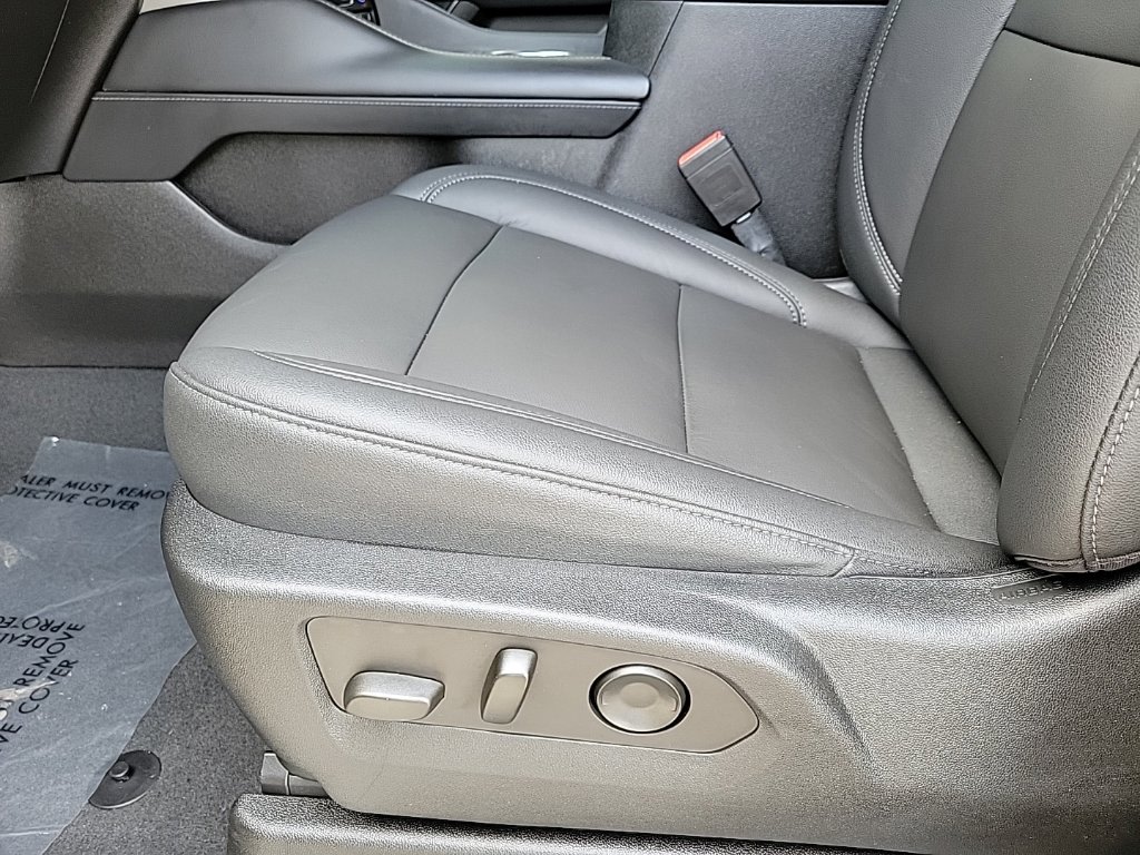 Thumbnail: 2021 Chevrolet Tahoe - 22