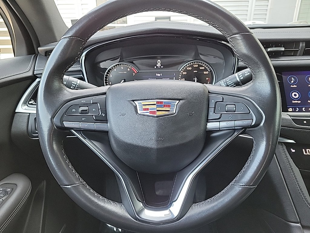 Thumbnail: 2024 Cadillac XT6 - 9