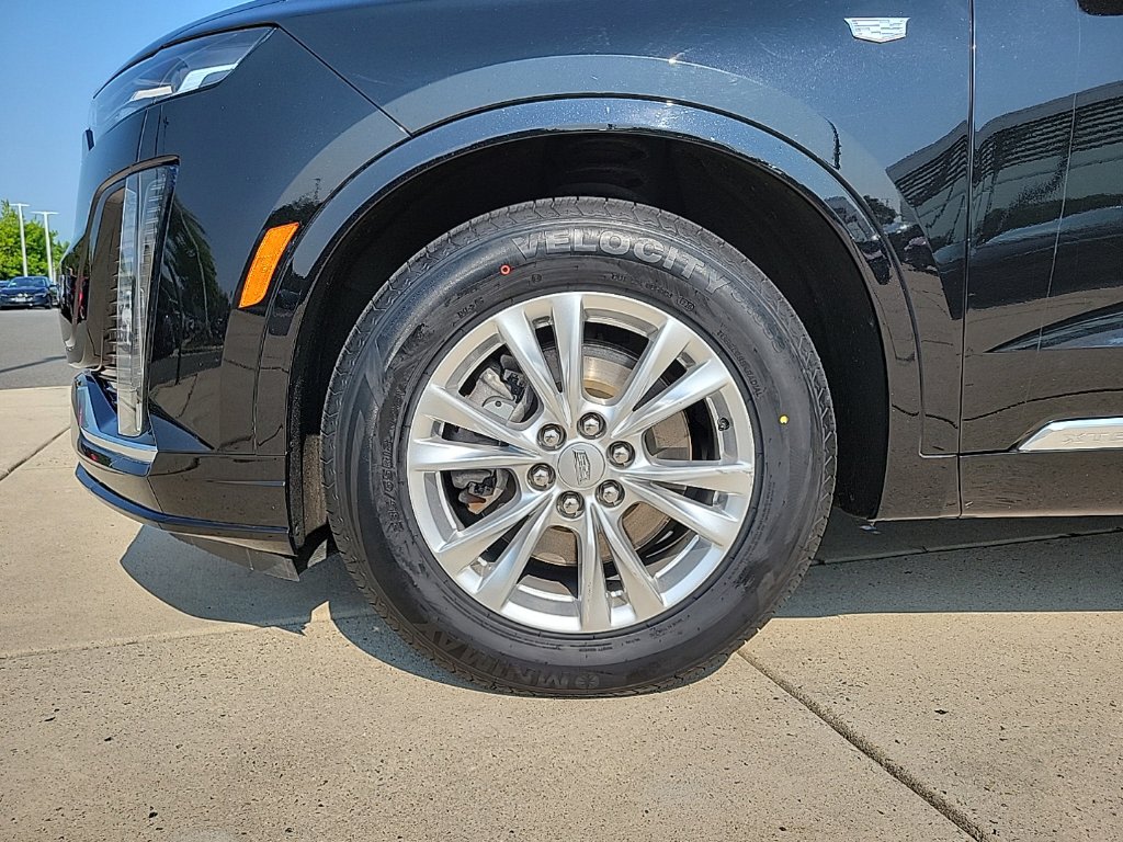 Thumbnail: 2024 Cadillac XT6 - 7
