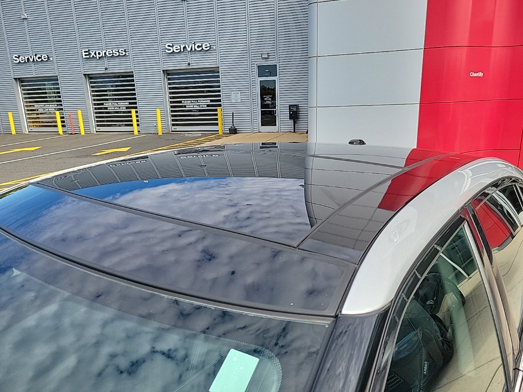 Thumbnail: 2023 Nissan Maxima - 20