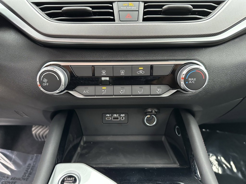 Thumbnail: 2025 Nissan Altima - 22