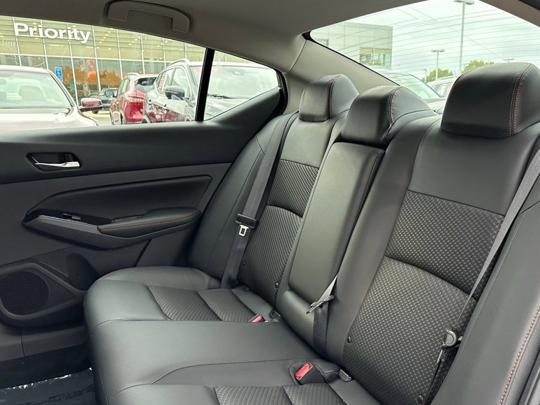 Thumbnail: 2025 Nissan Altima - 9