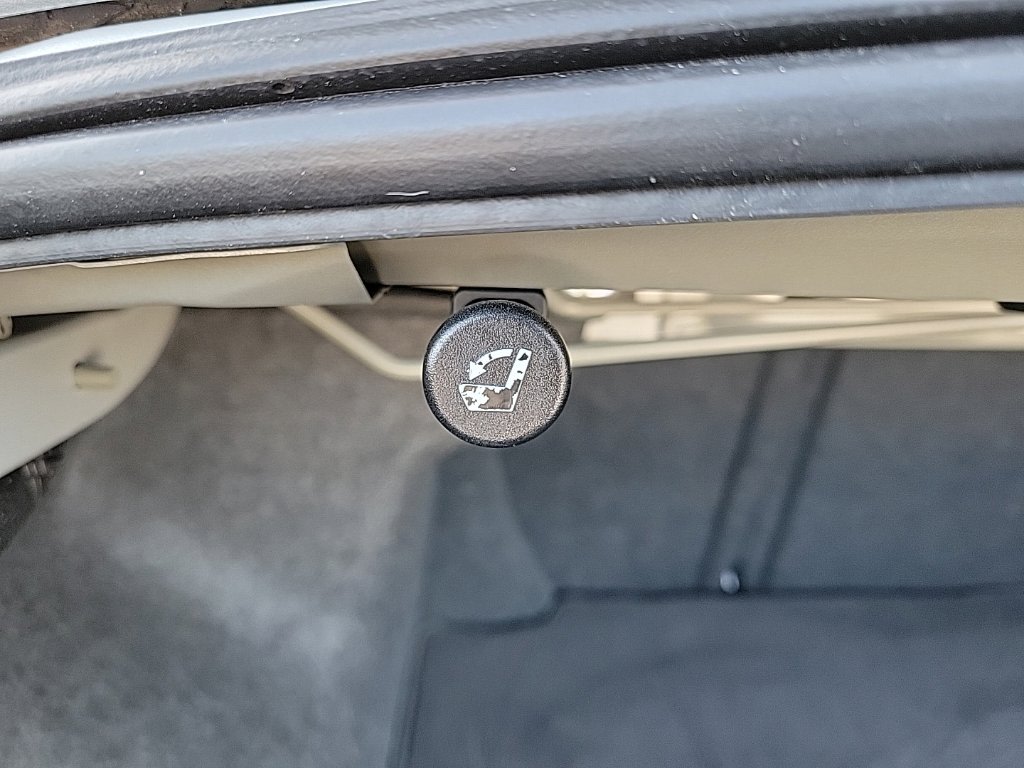Thumbnail: 2020 Nissan Altima - 23