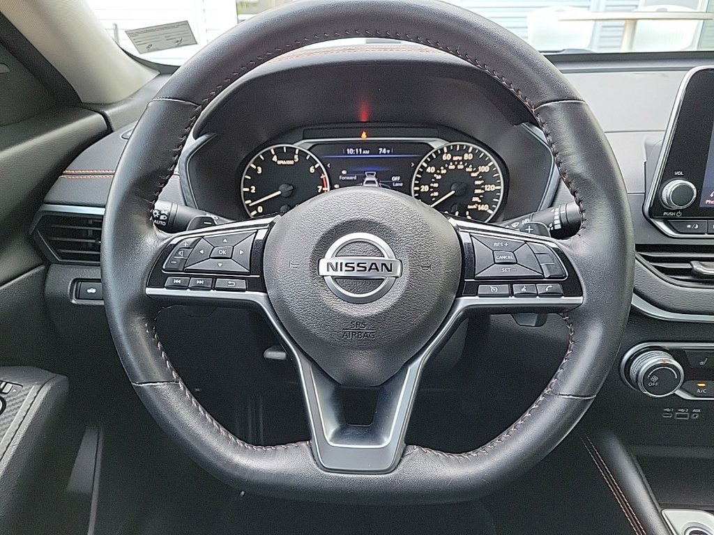 Thumbnail: 2020 Nissan Altima - 9