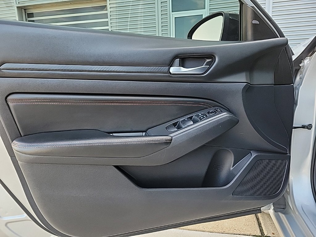 Thumbnail: 2020 Nissan Altima - 28