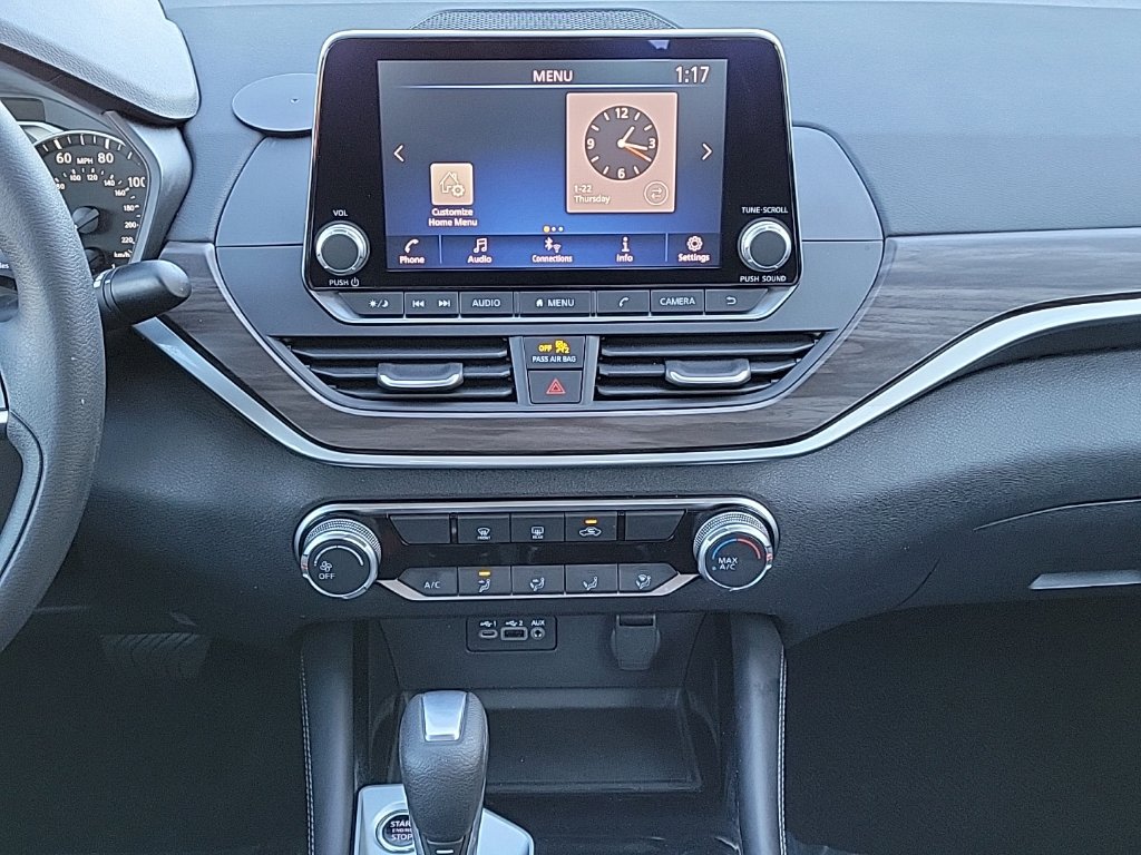 Thumbnail: 2023 Nissan Altima - 12