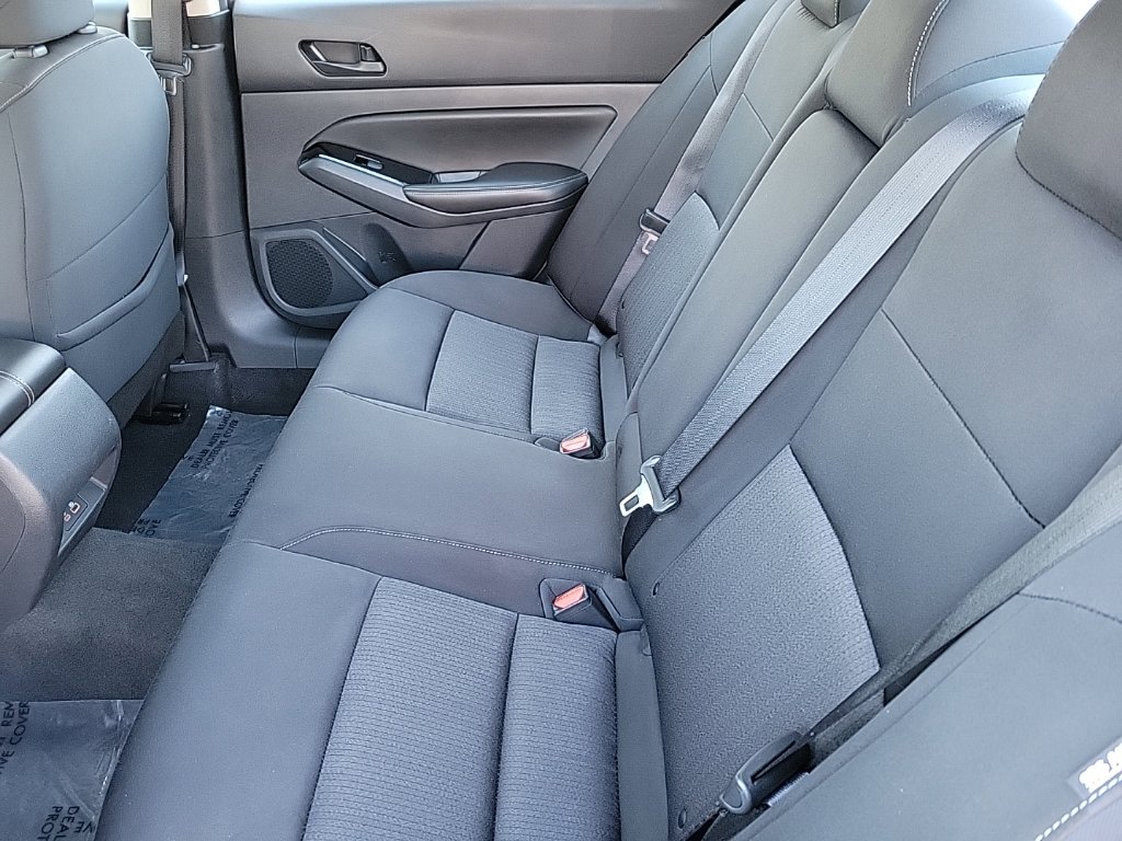 Thumbnail: 2023 Nissan Altima - 11