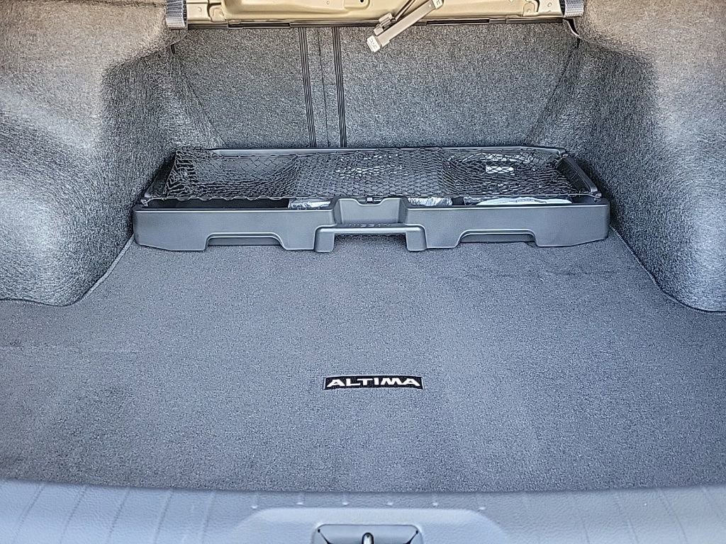 Thumbnail: 2026 Nissan Altima - 22