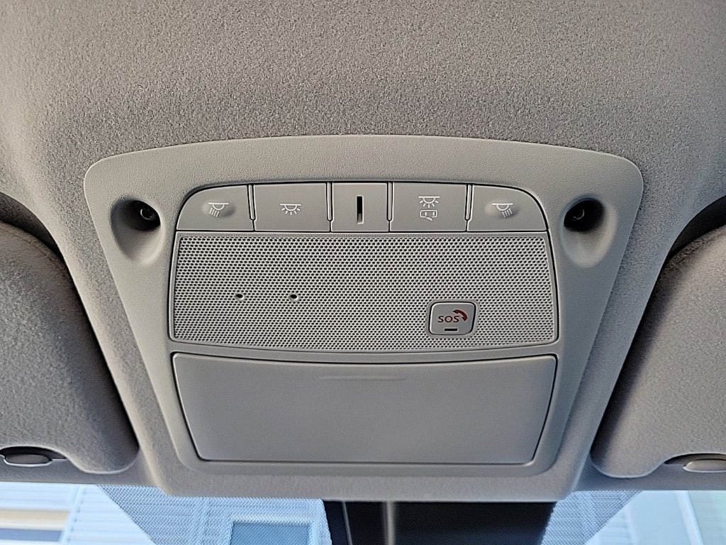 Thumbnail: 2023 Nissan Leaf - 29