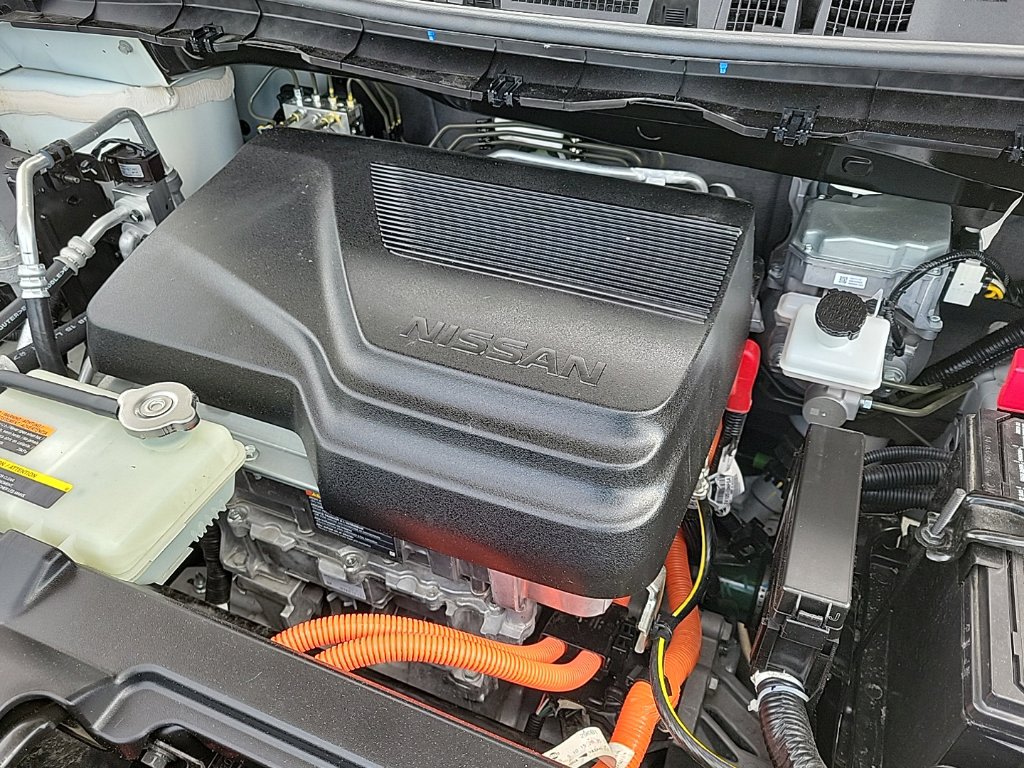 Thumbnail: 2023 Nissan Leaf - 7