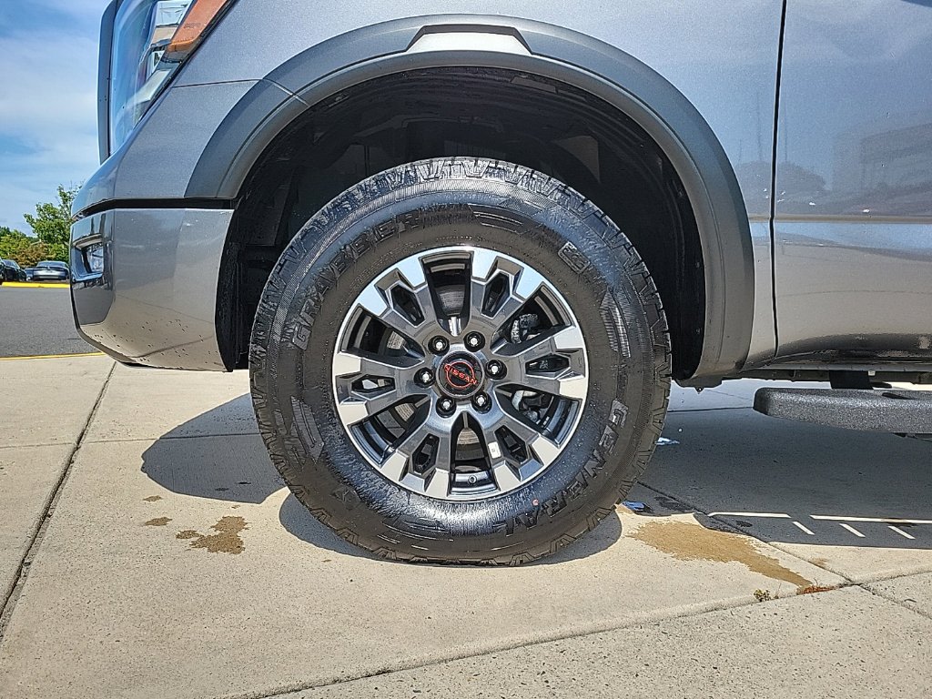 Thumbnail: 2024 Nissan Titan - 7