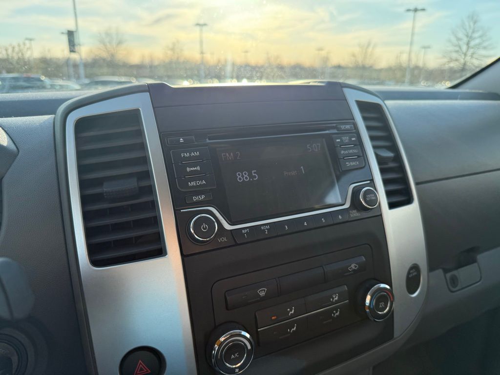 2018 Nissan Frontier SV 12