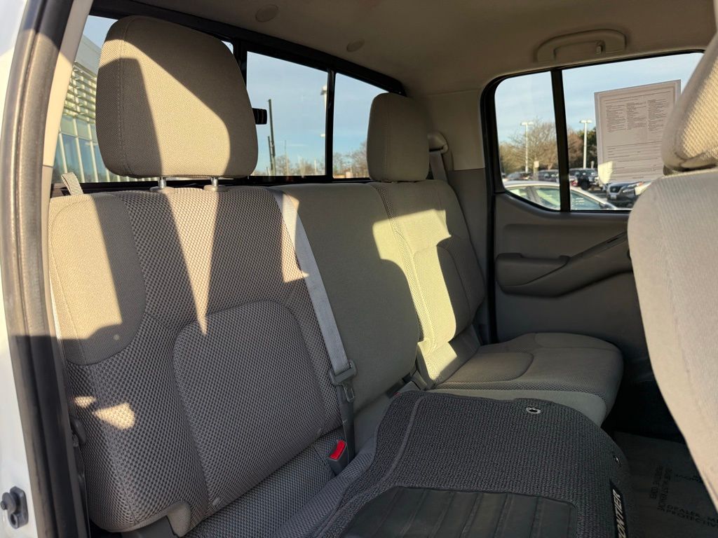 2018 Nissan Frontier SV 29