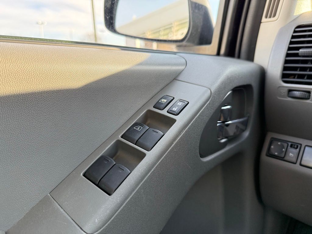 2018 Nissan Frontier SV 21