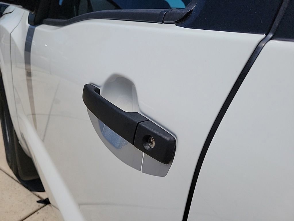 Thumbnail: 2026 Nissan Frontier - 16