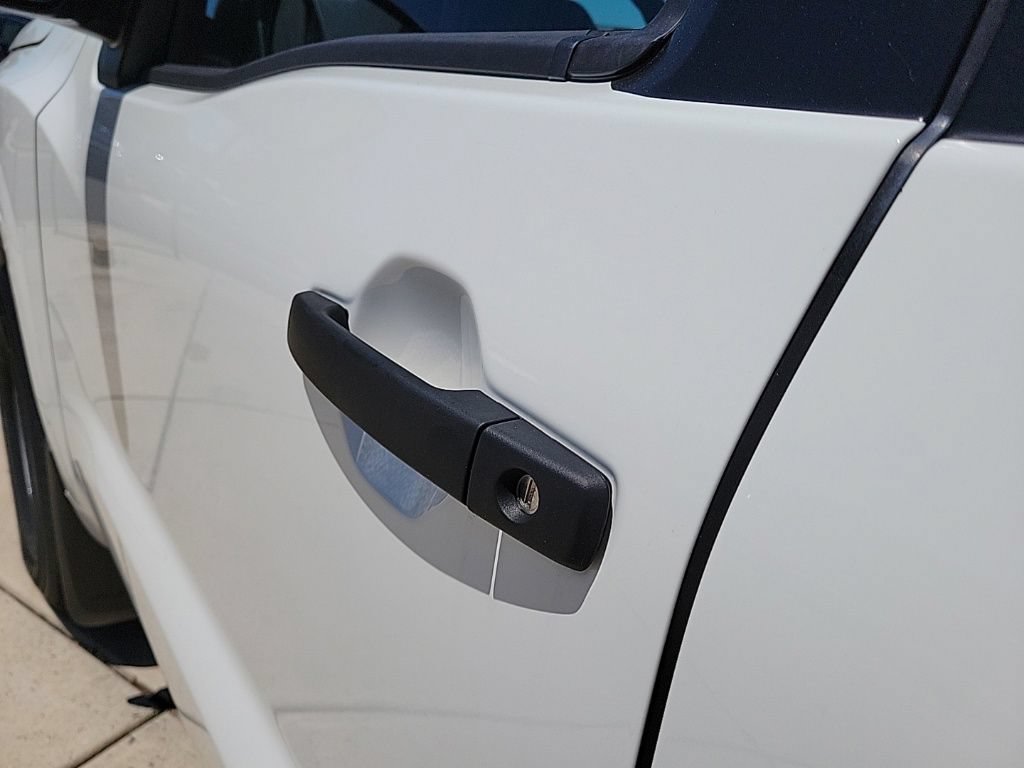 Thumbnail: 2026 Nissan Frontier - 16