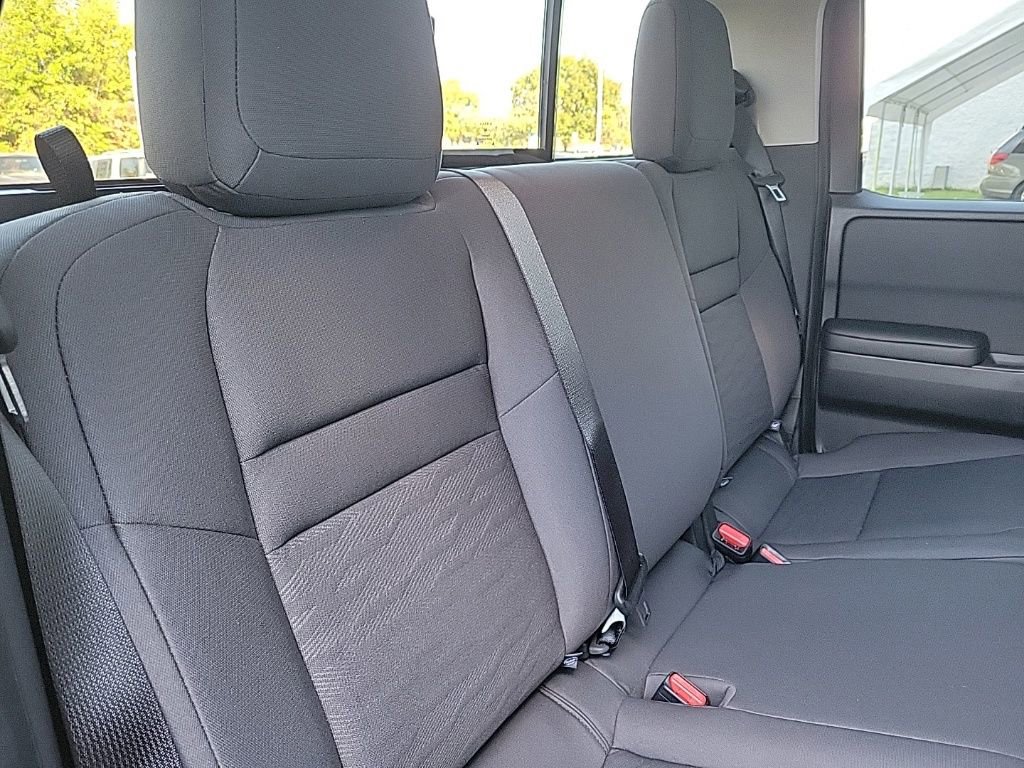 Thumbnail: 2026 Nissan Frontier - 10