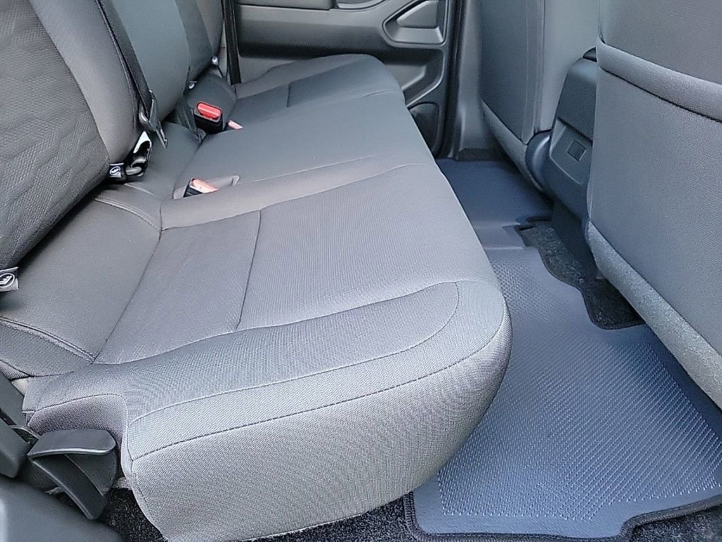 Thumbnail: 2026 Nissan Frontier - 9