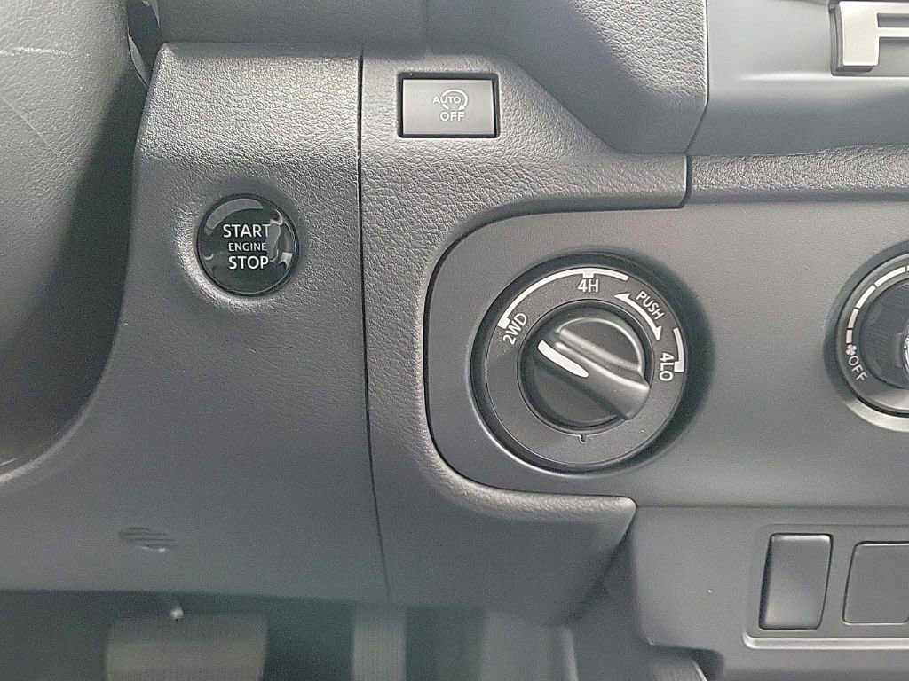 Thumbnail: 2026 Nissan Frontier - 26