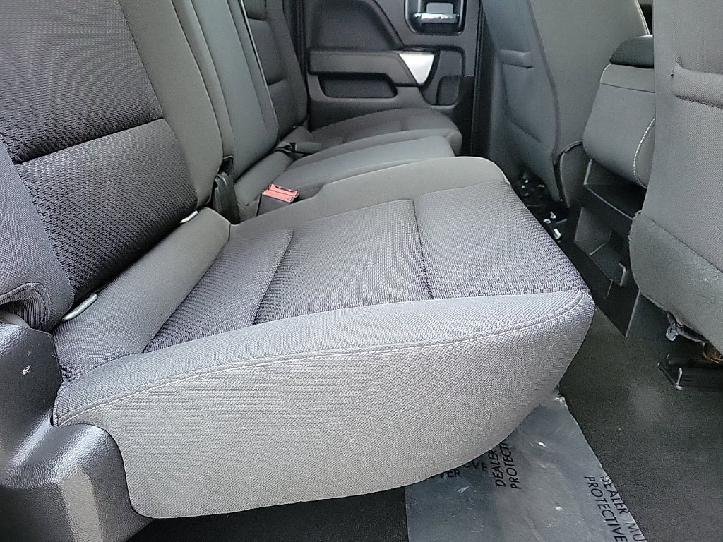 Thumbnail: 2018 Chevrolet Silverado 1500 - 19