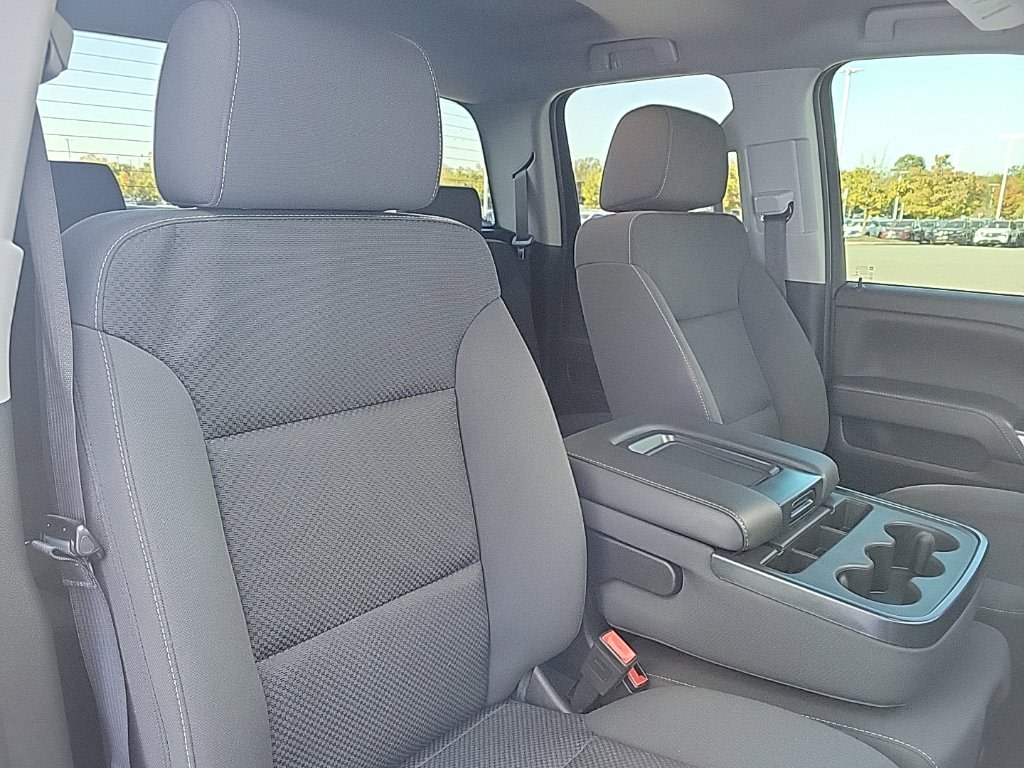 Thumbnail: 2018 Chevrolet Silverado 1500 - 9