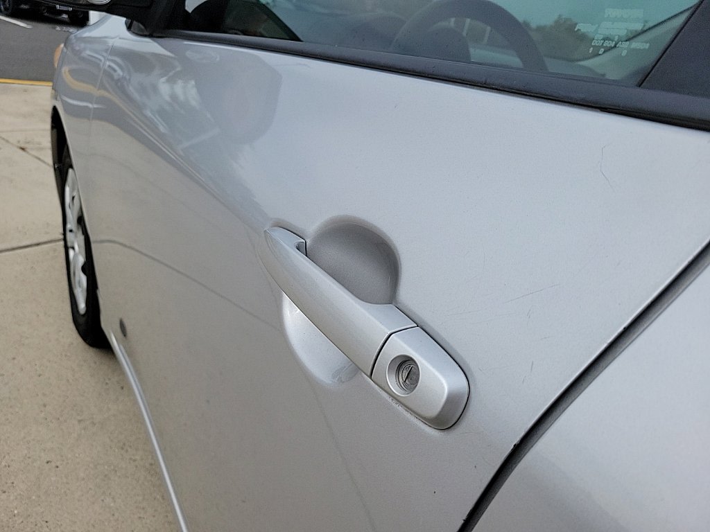 Thumbnail: 2011 Toyota Corolla - 6