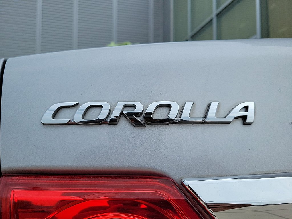 Thumbnail: 2011 Toyota Corolla - 20