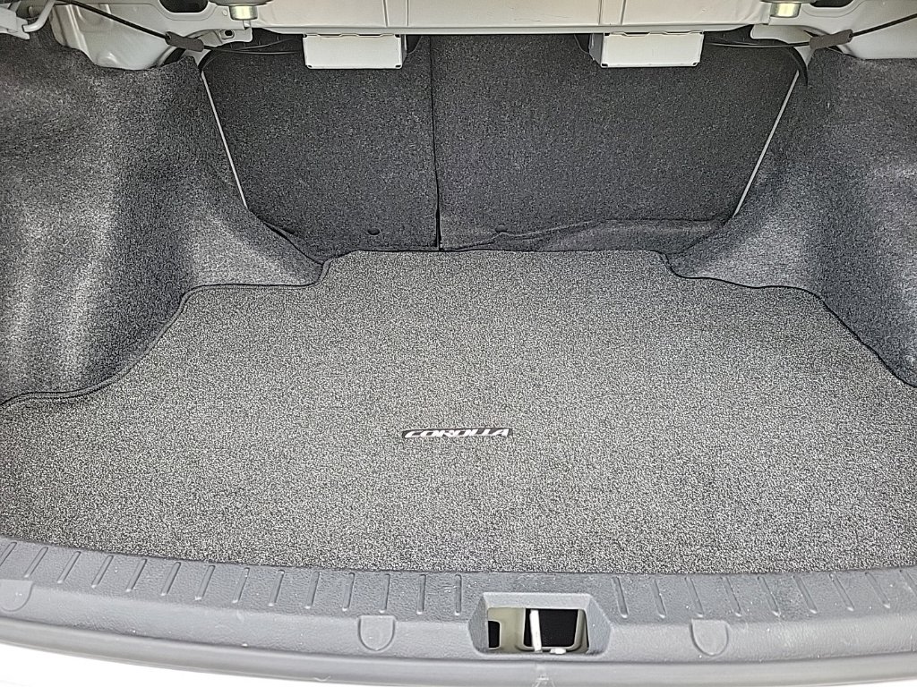 Thumbnail: 2011 Toyota Corolla - 15