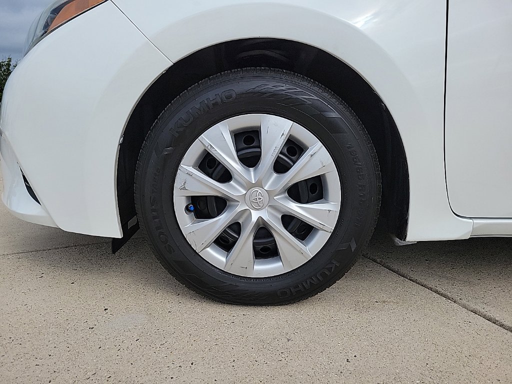 Thumbnail: 2016 Toyota Corolla - 8