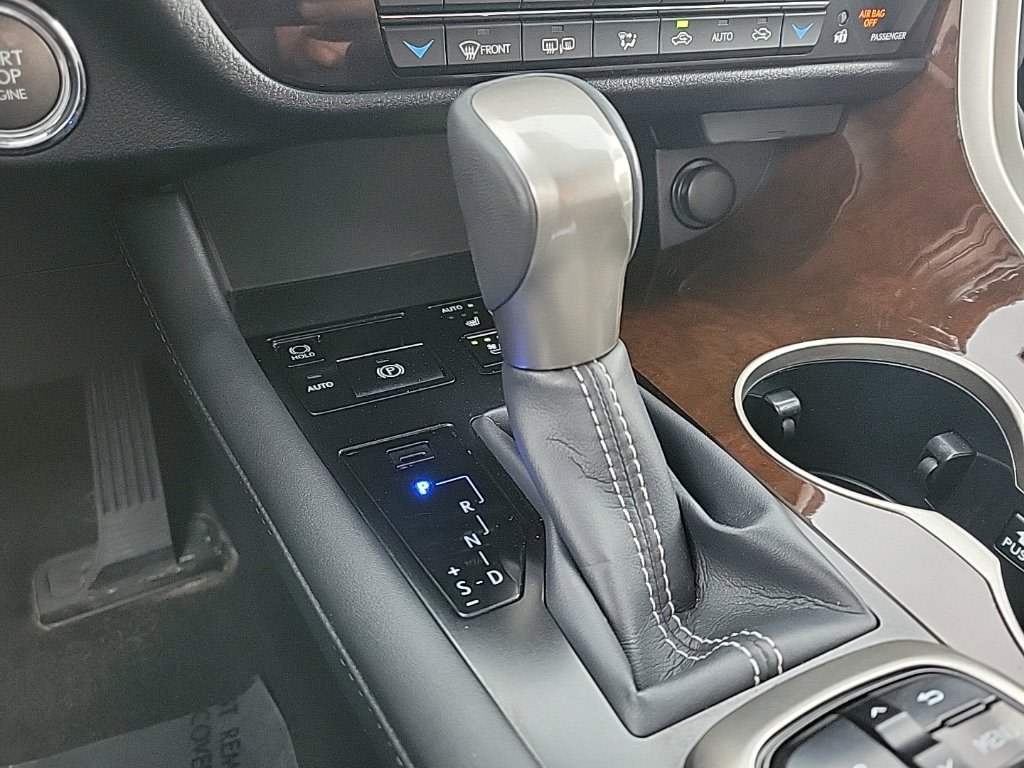 Thumbnail: 2019 Lexus RX - 14