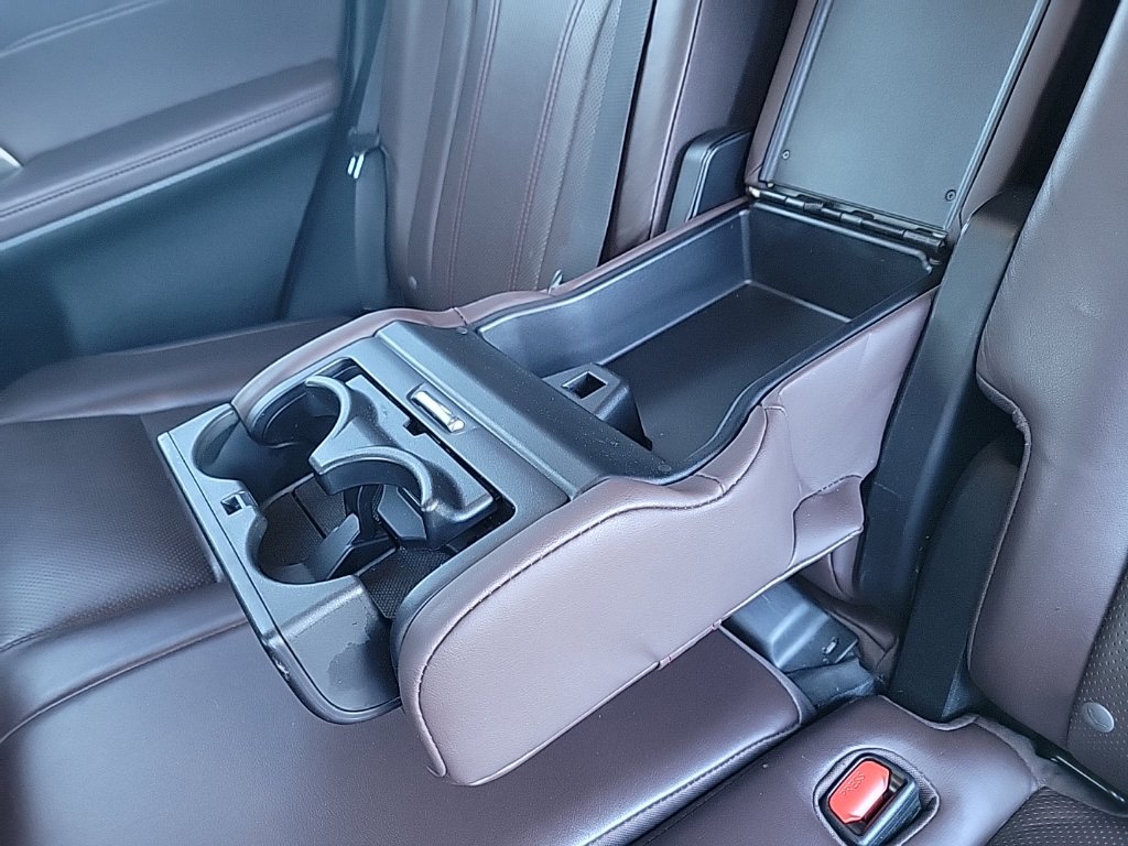 Thumbnail: 2017 Lexus RX - 26