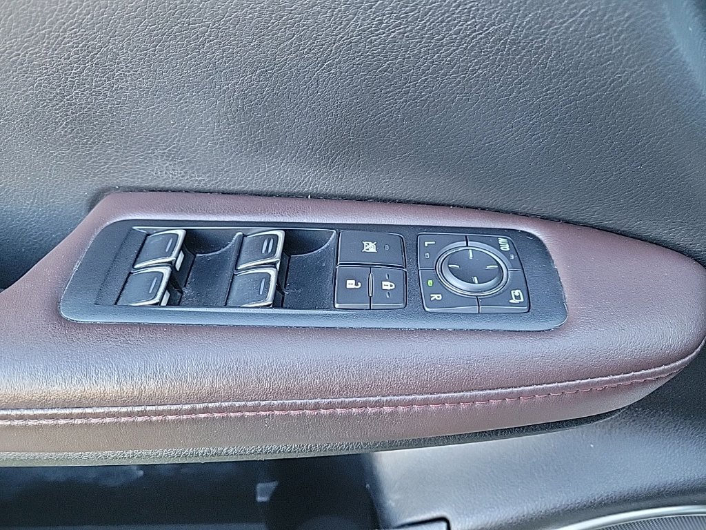 Thumbnail: 2017 Lexus RX - 41