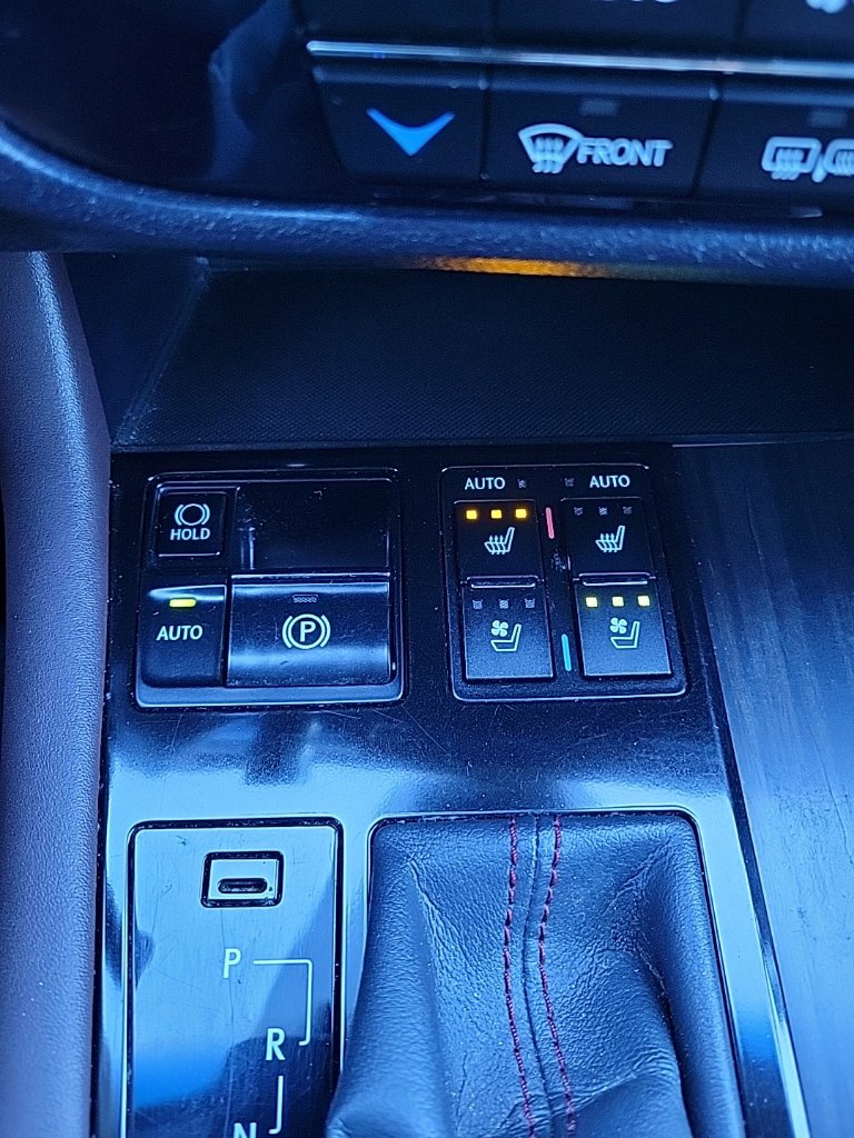 Thumbnail: 2017 Lexus RX - 36