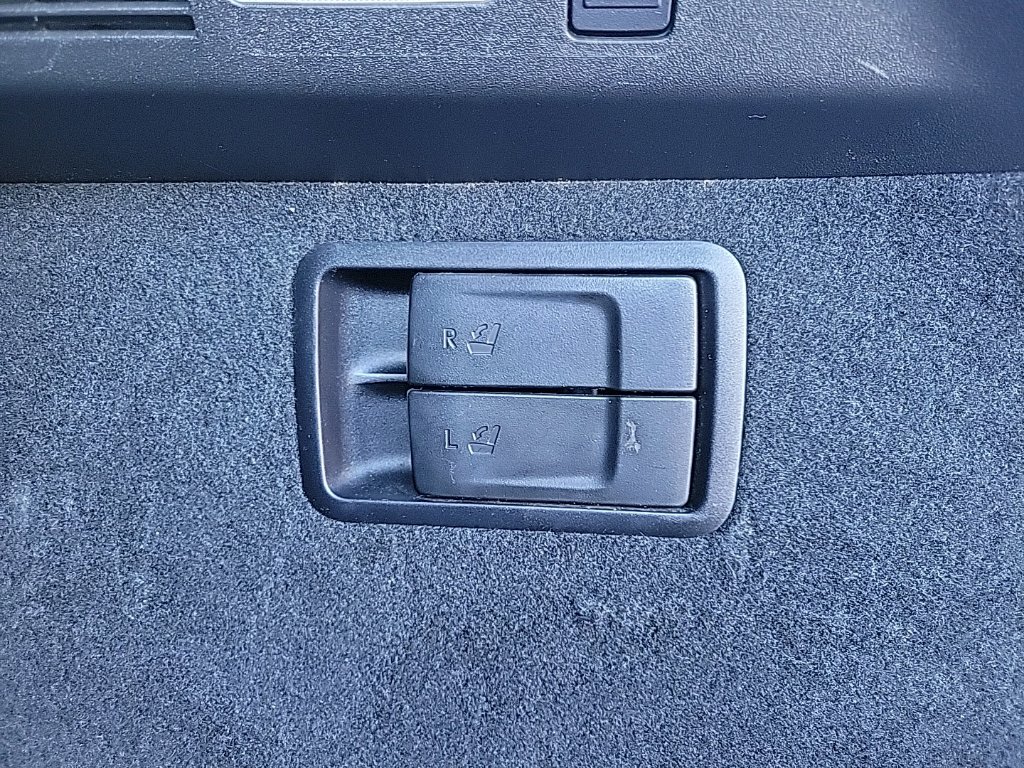 Thumbnail: 2017 Lexus RX - 38