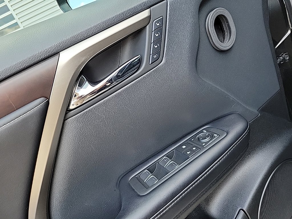 Thumbnail: 2020 Lexus RX - 32