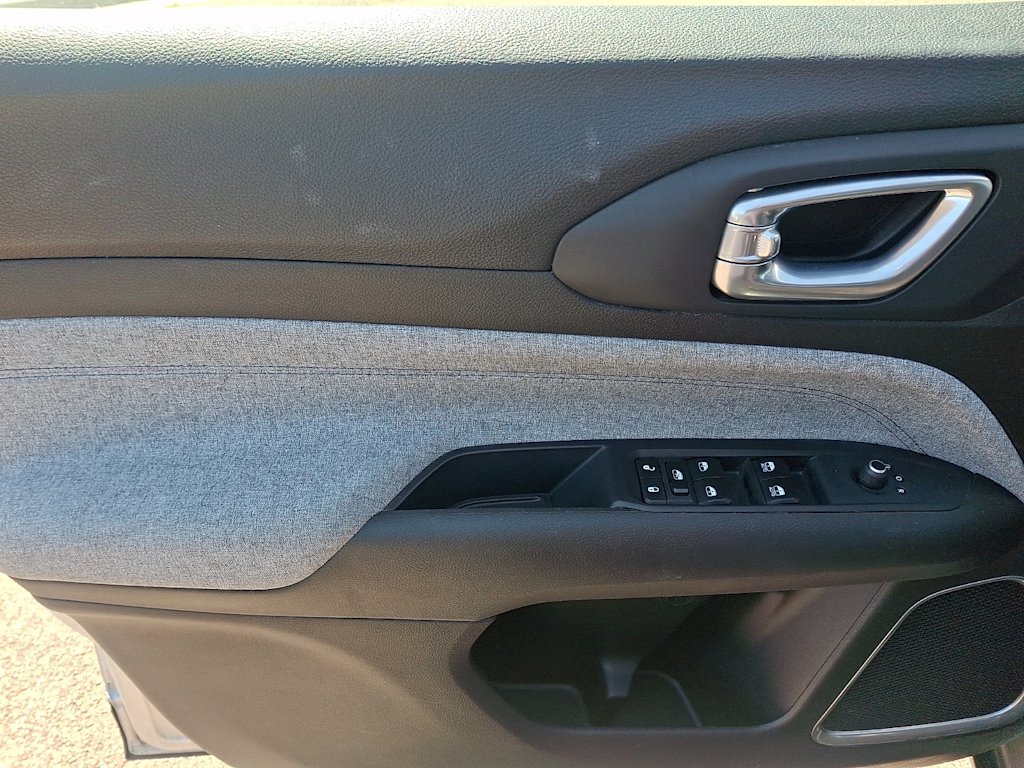 Thumbnail: 2024 Jeep Compass - 15