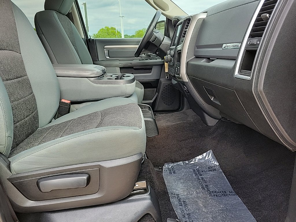 Thumbnail: 2017 RAM 1500 - 23