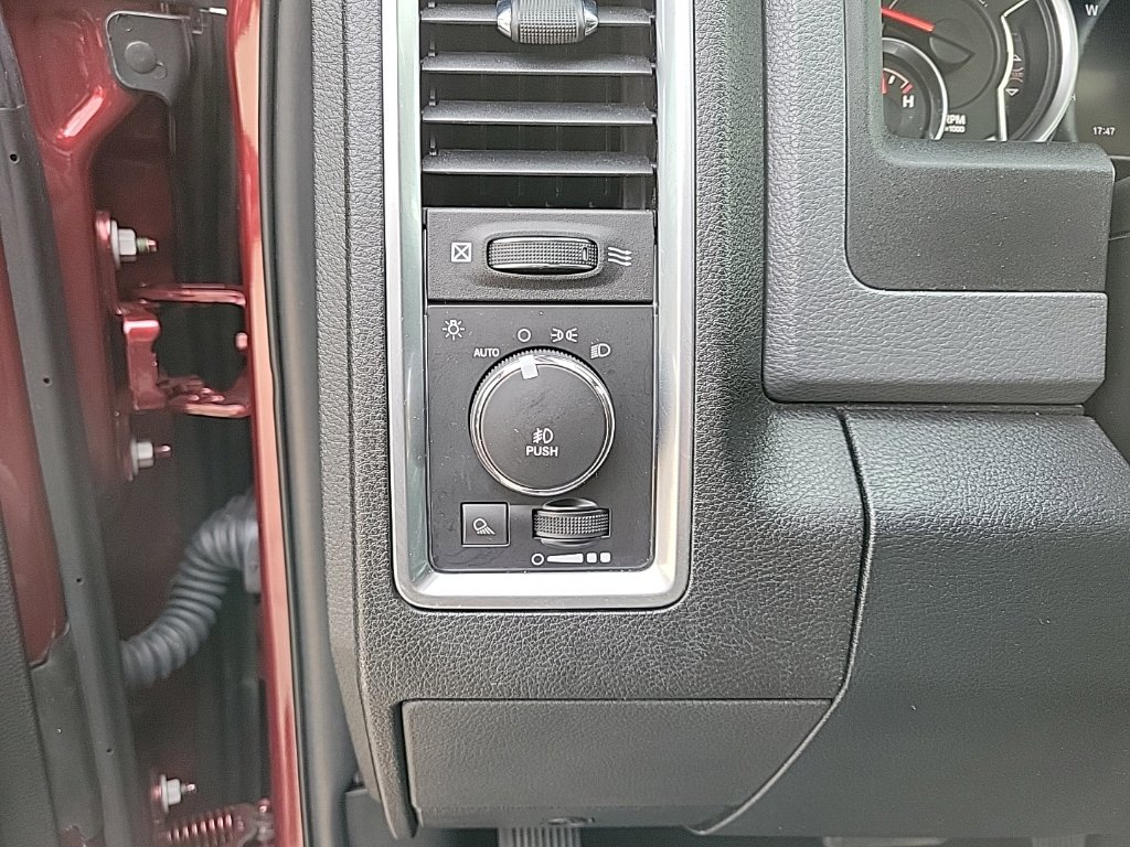 Thumbnail: 2017 RAM 1500 - 29