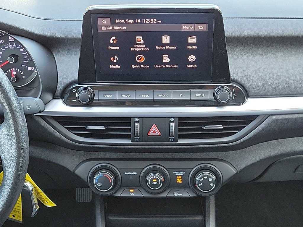 Thumbnail: 2024 Kia Forte - 26