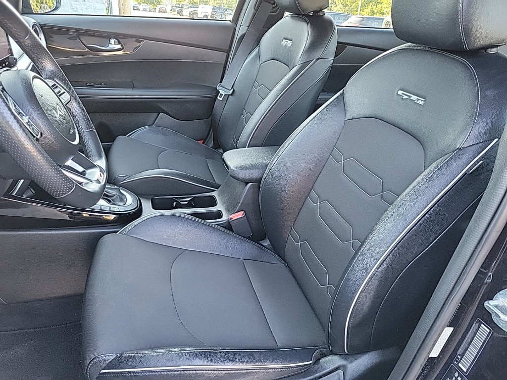 Thumbnail: 2023 Kia Forte - 6