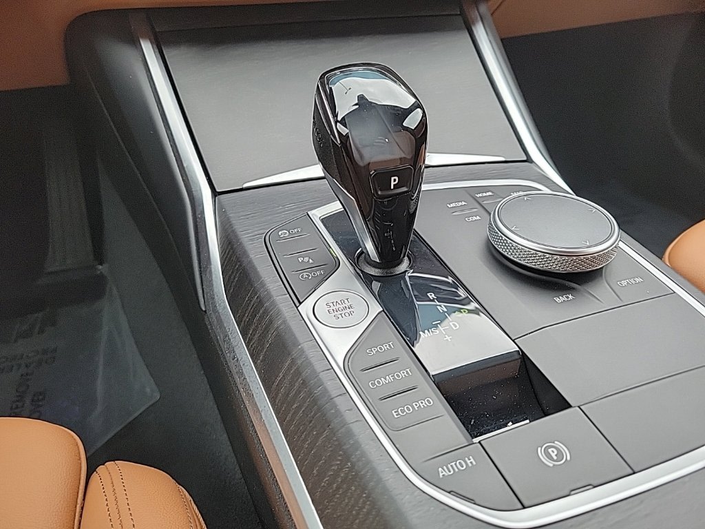 Thumbnail: 2021 BMW 3 Series - 28